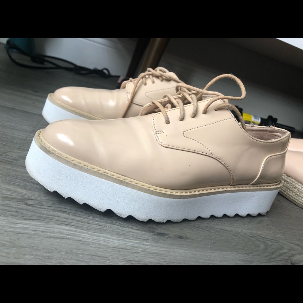 Flatform shoes